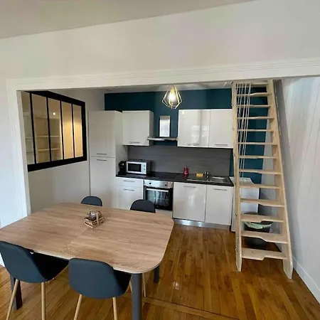 T3 En Duplex Hyper Centre De Bourg En Bresse Apartment Exterior photo